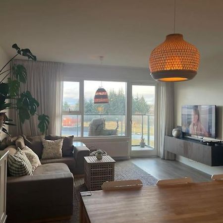 Nadia'S Hygge Apartment Selfoss Bagian luar foto